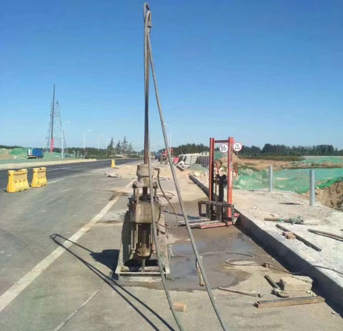 若羌公路高聚物注浆加固